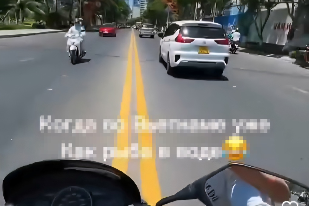 Du khách lái mô tô náo loạn đường phố Nha Trang đã sang Trung Quốc - 1 Du khách lái mô tô náo loạn đường phố Nha Trang đã sang Trung Quốc - 1