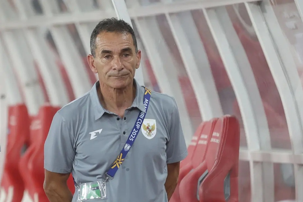 គ្រូបង្វឹក U23 ឥណ្ឌូណេស៊ី ទទួលស្គាល់ថាមិនដឹងច្បាប់នៃការប្រកួត U23 អាស៊ីអាគ្នេយ៍ - ២ HLV U23 Indonesia thừa nhận không biết luật giải U23 Đông Nam Á - 2