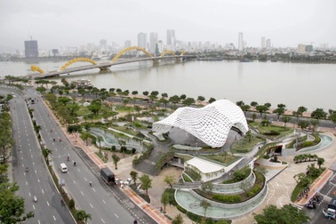 Công viên 700 tỷ bên bờ sông Hàn ở Đà Nẵng thành hình, sẵn sàng đón khách