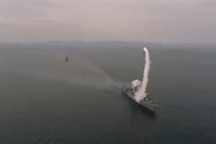 Video tàu chiến Nga "phóng xịt" tên lửa