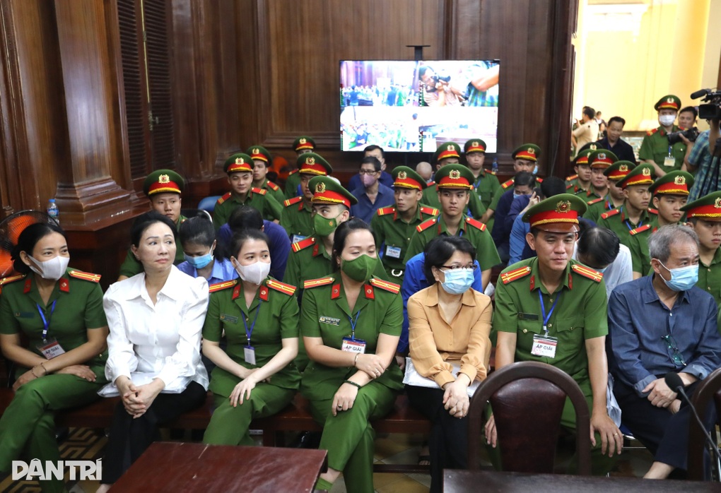 Bà Trương Mỹ Lan xin giảm nhẹ tội cho Nguyễn Cao Trí - 3 Bà Trương Mỹ Lan xin giảm nhẹ tội cho Nguyễn Cao Trí - 3