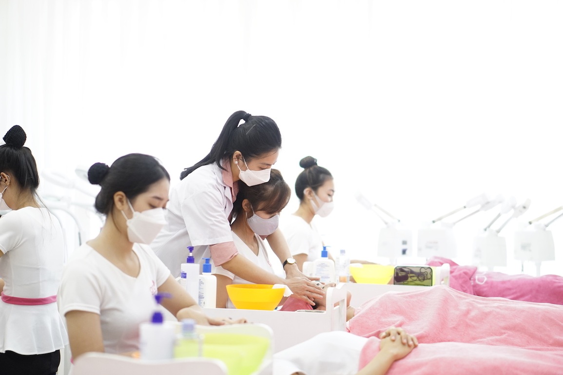 3 yếu tố thu hút học viên của Trường Thẩm mỹ ANA - 1 3 yếu tố thu hút học viên của Trường Thẩm mỹ ANA - 1