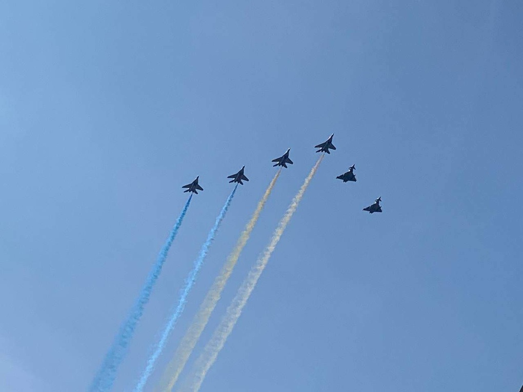 Anh huấn luyện phi công Ukraine lái chiến đấu cơ chuẩn NATO - 1 Anh huấn luyện phi công Ukraine lái chiến đấu cơ chuẩn NATO - 1