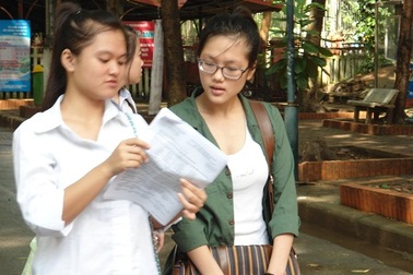 Nộp hồ sơ xét tuyển vào 2 ngành của một trường? 