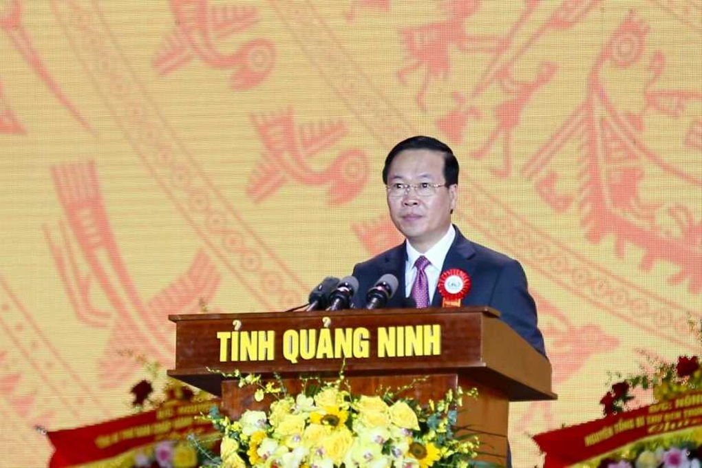 Chủ tịch nước: Phấn đấu để Quảng Ninh trở thành một tỉnh kiểu mẫu, giàu đẹp - 1 Chủ tịch nước: Phấn đấu để Quảng Ninh trở thành một tỉnh kiểu mẫu, giàu đẹp - 1