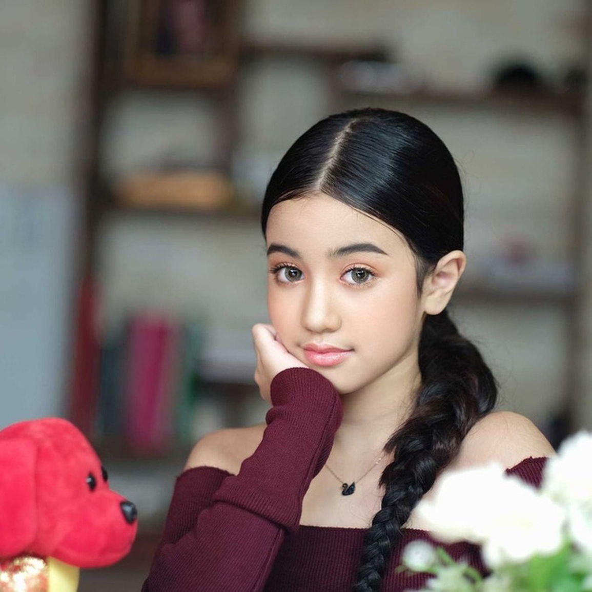 Nhan sắc cực phẩm của tiểu công chúa Campuchia hoạt động trong showbiz - 10 Nhan sắc cực phẩm của tiểu công chúa Campuchia hoạt động trong showbiz - 10