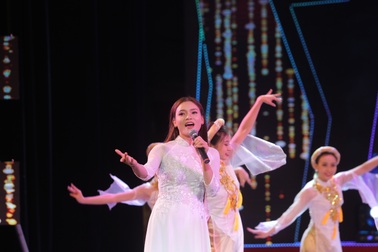 Giao lưu nghệ thuật đặc biệt “Sao Độc lập” thể hiện tinh thần tự hào Việt Nam