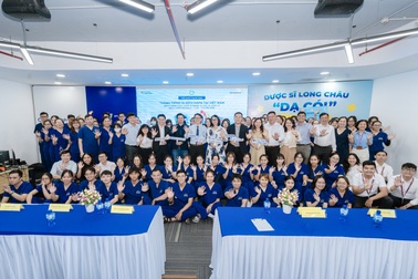 Long Châu đồng hành cùng AstraZeneca chăm sóc sức khỏe người Việt