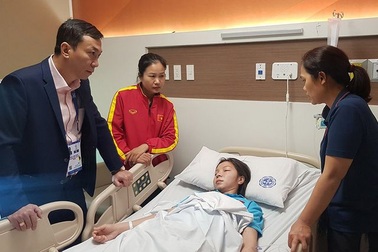 Nữ tuyển thủ kịp ra viện đi "tiếp lửa" U22 Việt Nam