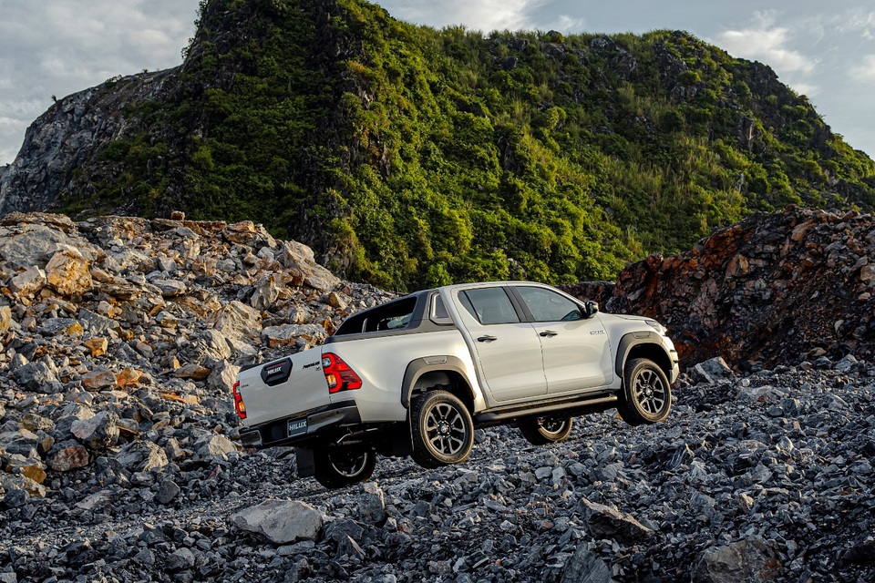 Toyota Hilux 2020: tham vọng tái định nghĩa xe bán tải tại Việt Nam - 3 Toyota Hilux 2020: tham vọng tái định nghĩa xe bán tải tại Việt Nam - 3