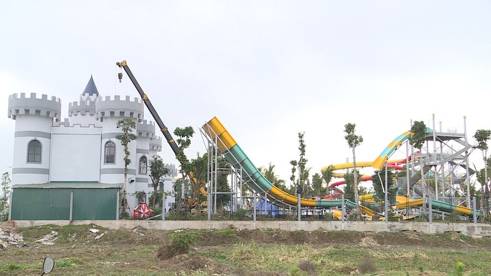 Hà Nội: Phá dỡ Công viên nước Thanh Hà - 4 Hà Nội: Phá dỡ Công viên nước Thanh Hà - 4