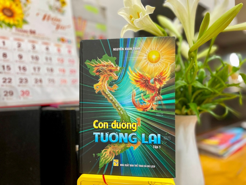 Nhà văn Hữu Ước khâm phục sức viết của nhà nghiên cứu Nguyễn Xuân Tuấn - 1 Nhà văn Hữu Ước khâm phục sức viết của nhà nghiên cứu Nguyễn Xuân Tuấn - 1