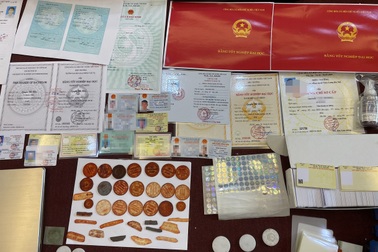 Bộ Công an phá đường dây làm giả giấy tờ, bằng cấp liên tỉnh