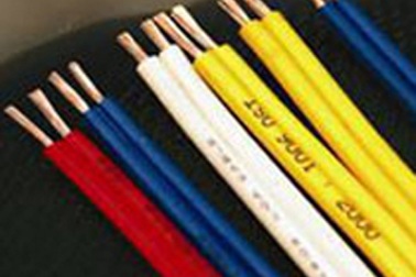 Mẫu tem của dây điện Trần Phú bị “bắt chước”?