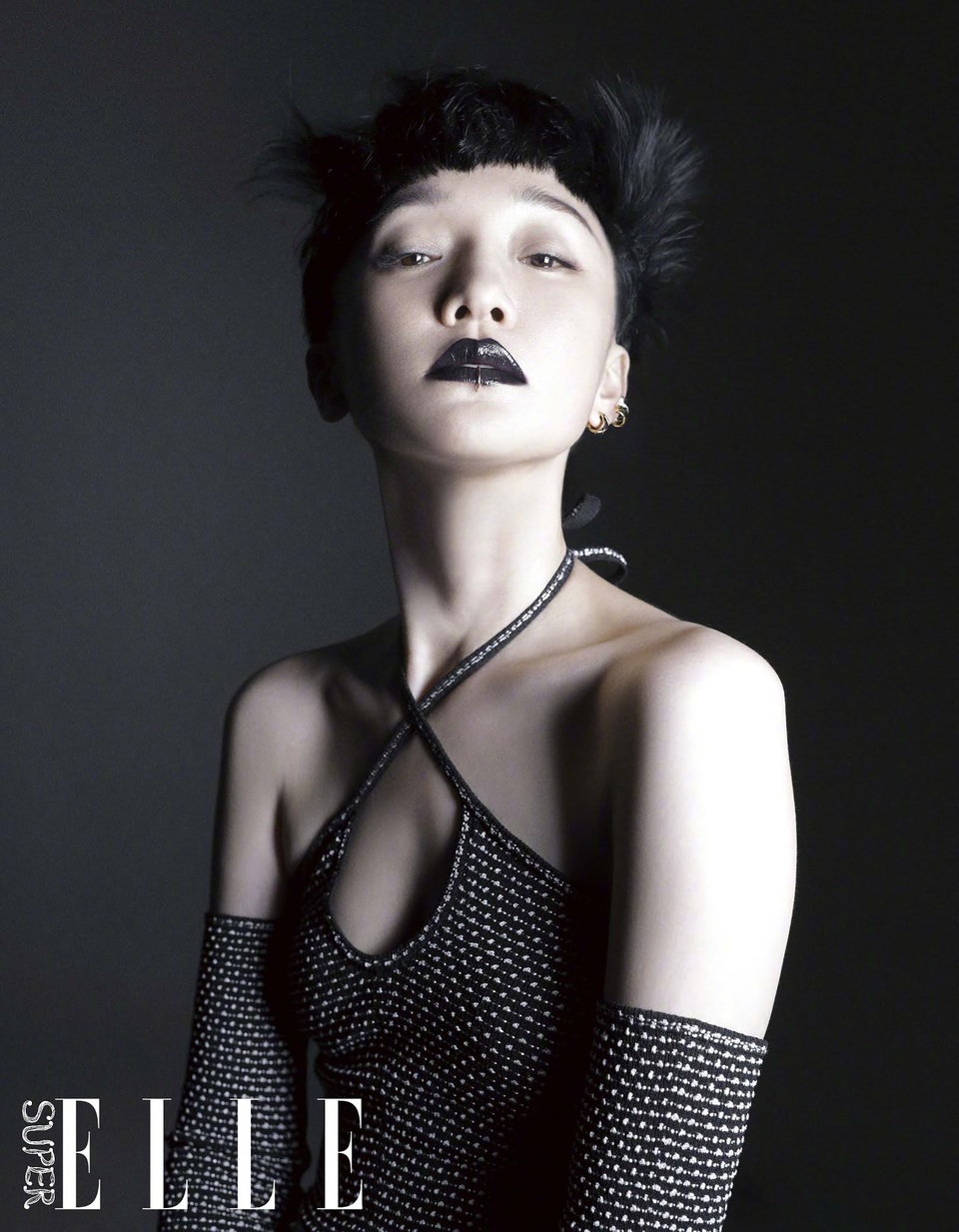 Hậu ly hôn, Châu Tấn đẹp rạng ngời và quyến rũ ở tuổi 47 - 12