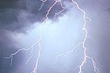 Sét đánh vào miệng, chui ra lỗ hậu môn