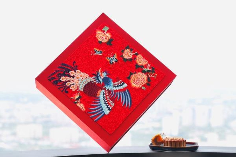 Khám phá “bánh trung thu chọc trời” chỉ có tại Vinpearl Luxury Landmark 81 - 7 Khám phá “bánh trung thu chọc trời” chỉ có tại Vinpearl Luxury Landmark 81 - 7