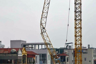 Hà Nội: Sẽ xử lý nghiêm các công trình có cẩu tháp không an toàn