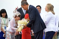 Obama tới Myanmar, mở rộng “bàn tay hữu nghị”