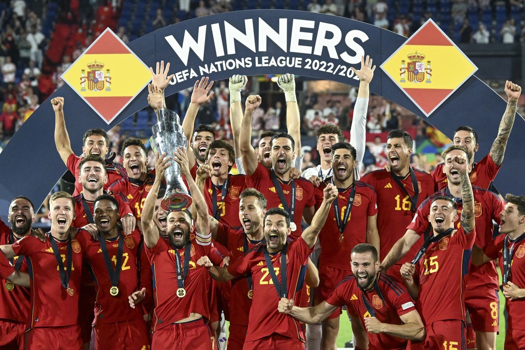Tây Ban Nha hướng đến Euro 2024: Thứ bóng đá thống trị thế giới đã lỗi thời