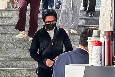 Ca sĩ Vũ Hà hầu tòa trong vụ án đánh bạc tại khách sạn Pullman