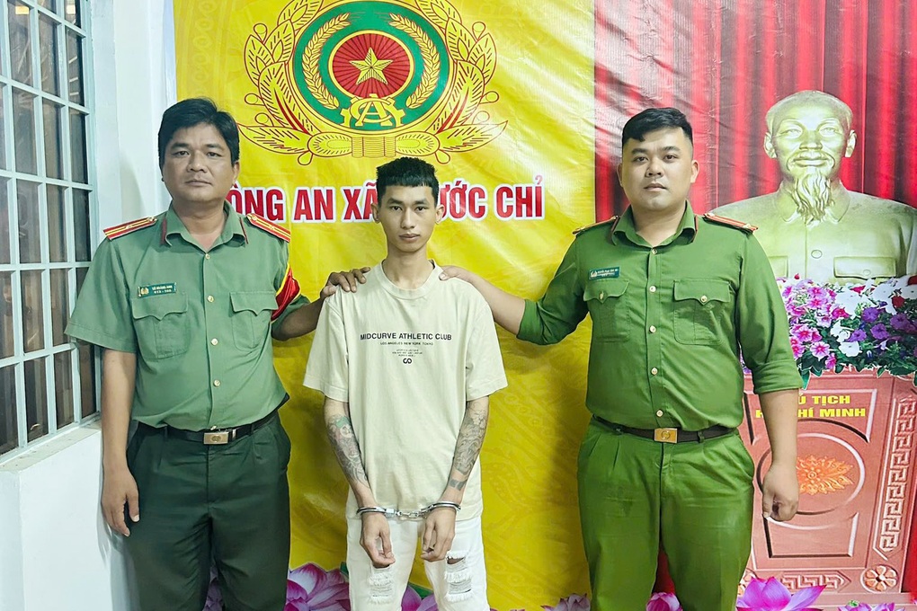 Phát hiện kẻ trốn truy nã khi xác minh danh tính thanh niên đến Tây Ninh - 1