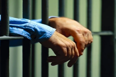 Đầu bếp Singapore nhận kết đắng vì bán tài khoản ngân hàng