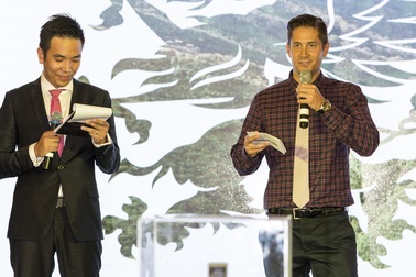 Mobiado “trình làng” điện thoại du hành Professional 3 Voyage   