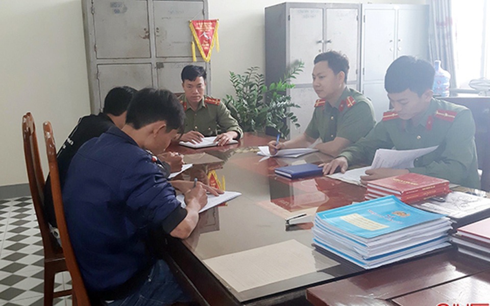 Triệu tập thêm nhiều đối tượng đăng tin sai sự thật về dịch Covid-19 - 3 Triệu tập thêm nhiều đối tượng đăng tin sai sự thật về dịch Covid-19 - 3