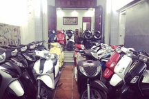 Hậu World Cup đi "săn" iPhoneX, xe SH giá bèo từ tiệm cầm đồ