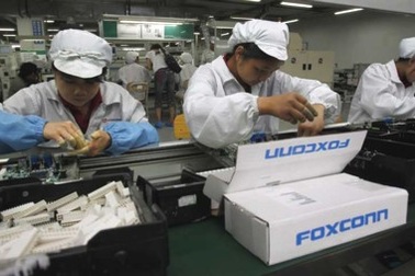 Những mảnh đời cơ cực sau sự hào nhoáng của iPhone 5