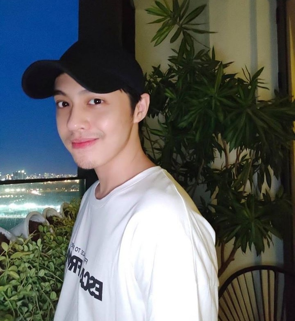 Hoa hậu Khánh Vân thể hiện tài năng hội họa - 10 Hoa hậu Khánh Vân thể hiện tài năng hội họa - 10