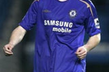 Chelsea bị Charlton loại khỏi League Cup