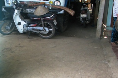 Đâm chém nhau giữa đêm khuya, 2 người thương vong