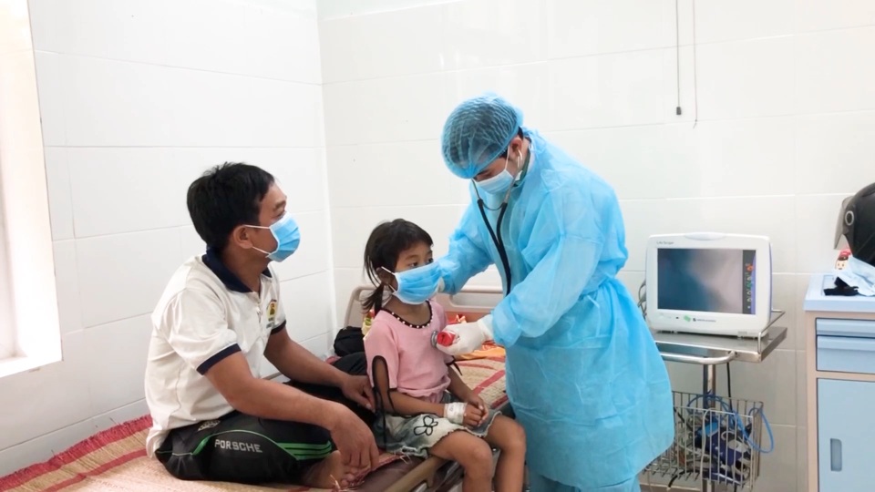 Quảng Ngãi: Khẩn cấp triển khai biện pháp ngăn dịch bạch hầu - 1 Quảng Ngãi: Khẩn cấp triển khai biện pháp ngăn dịch bạch hầu - 1