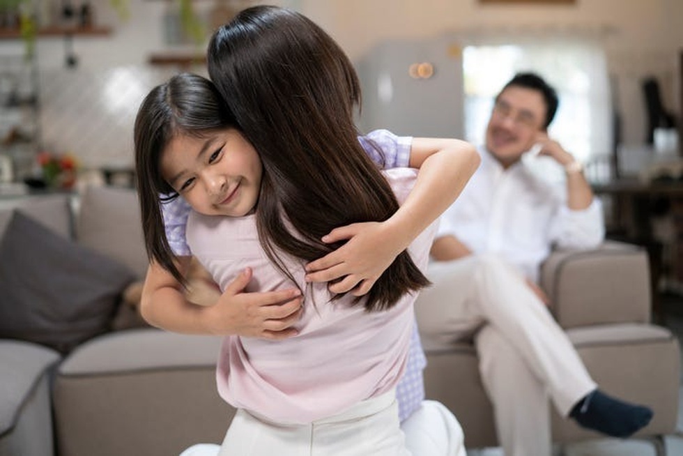 Nếu muốn con tự tin, mạnh mẽ, đừng để con mắc vào 7 cái bẫy thường gặp - 2 Nếu muốn con tự tin, mạnh mẽ, đừng để con mắc vào 7 cái bẫy thường gặp - 2