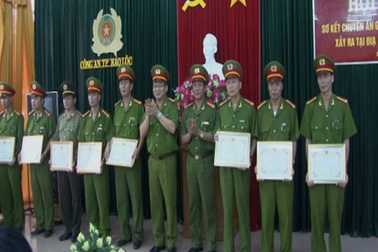 Thưởng nóng lực lượng phá án vụ giết người chôn xác trên đồi thông