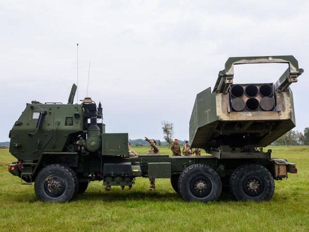 Nga tung vũ khí giá rẻ truy kích loạt hỏa thần HIMARS của Ukraine - 1 Nga tung vũ khí giá rẻ truy kích loạt hỏa thần HIMARS của Ukraine - 1