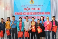 Tập trung tổ chức tốt chương trình "Tết sum vầy" cho người lao động