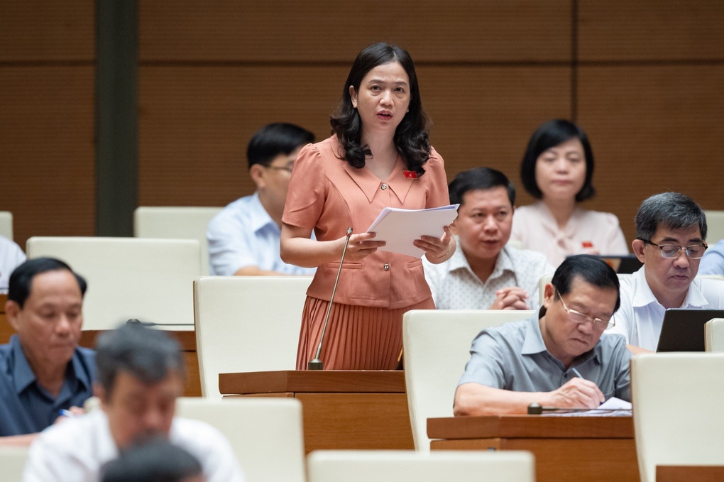 Không để tình trạng độc quyền, đẩy giá thuê công trình viễn thông lên cao - 1 Không để tình trạng độc quyền, đẩy giá thuê công trình viễn thông lên cao - 1