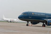 Hơn 700 hành khách sang Bangkok mắc kẹt tại Hà Nội