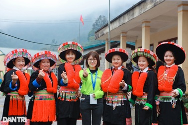 Bản làng người Dao học cách phát triển kinh tế từ du lịch