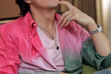 Bữa tiệc sinh nhật đặc biệt dành cho Bae Yong Jun