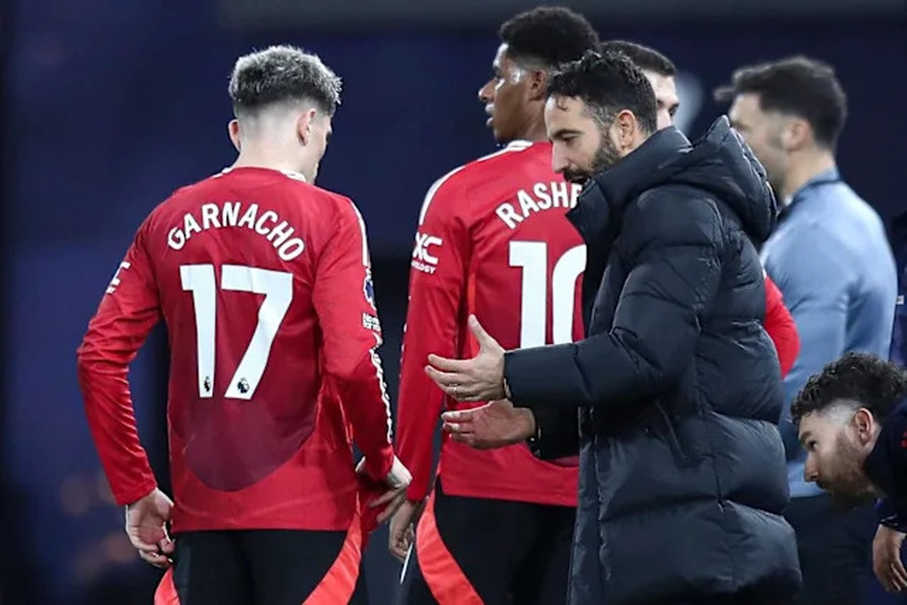 Alejandro Garnacho đạt thỏa thuận rời Man Utd, bến đỗ mới ít ai ngờ - 2 Alejandro Garnacho đạt thỏa thuận rời Man Utd, bến đỗ mới ít ai ngờ - 2
