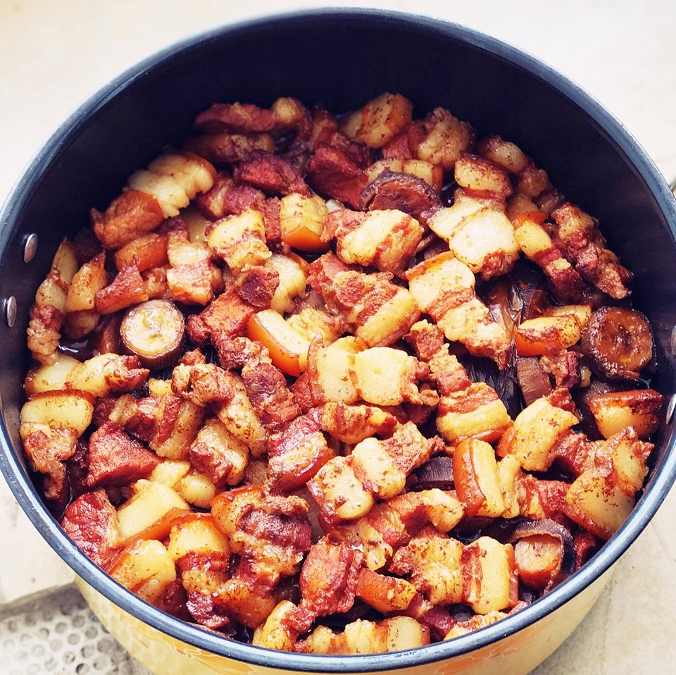 Cá trắm kho chuối xanh chuẩn vị truyền thống - 4