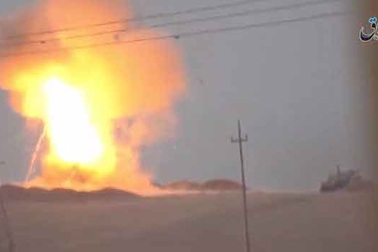 IS dùng tên lửa Nga bắn tan xe tăng Mỹ