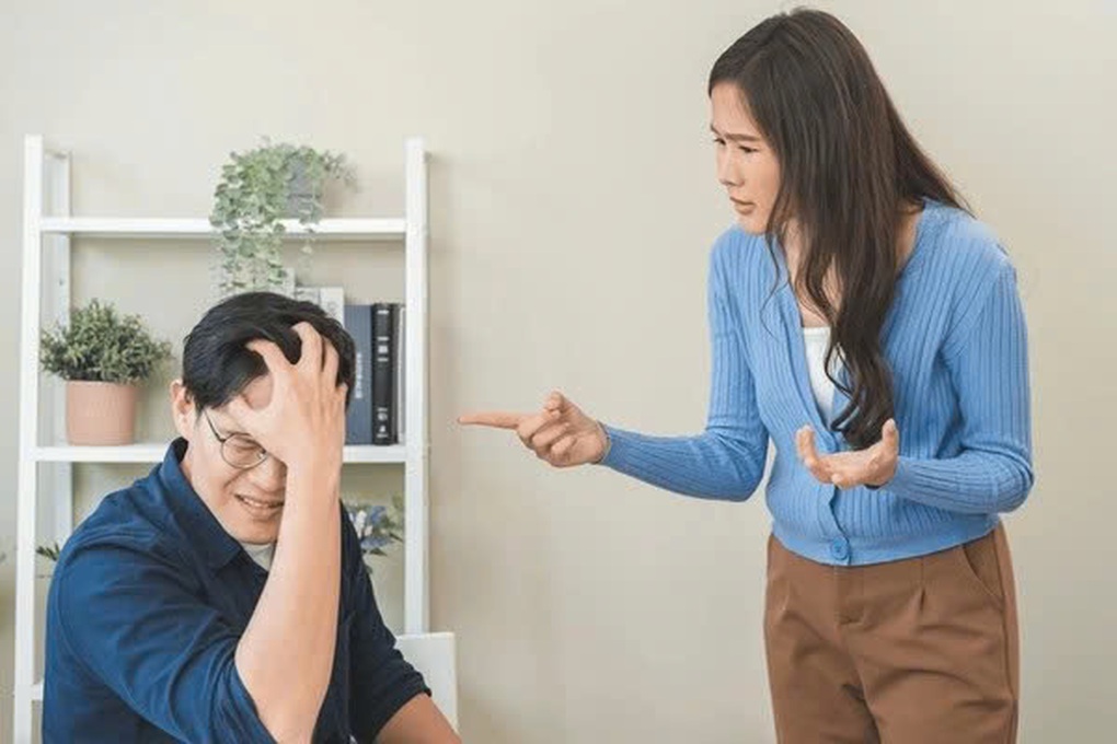Vợ cho tiền đi bóc bánh, tôi hí hửng làm một việc lại bị mắng te tua - 1 Vợ cho tiền đi bóc bánh, tôi hí hửng làm một việc lại bị mắng te tua - 1
