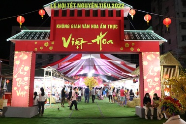 Lễ hội Tết Nguyên tiêu TPHCM: Nhiều hoạt động, soát vé bằng mã code