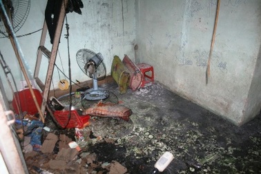 Cháy tại khu nhà trọ, 3 người bỏng nặng 