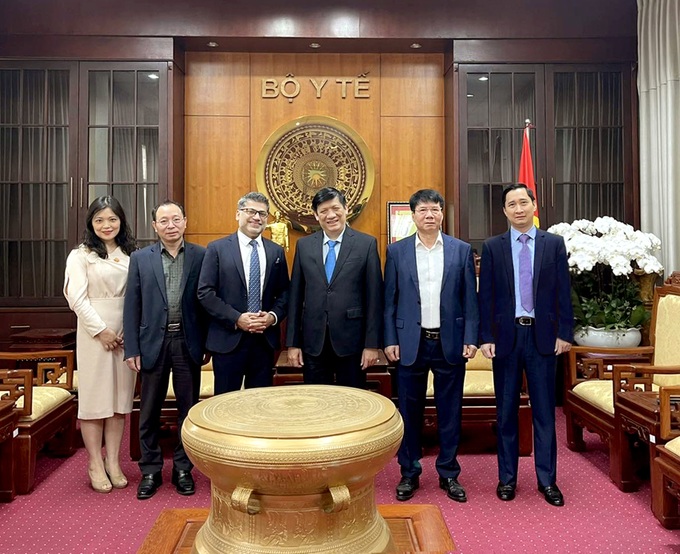 Tiêm liều đầu tiên, vắc xin Covid-19 có hiệu lực bảo vệ 76% trong 90 ngày - Ảnh 1. Tiêm liều đầu tiên, vắc xin Covid-19 có hiệu lực bảo vệ 76% trong 90 ngày - Ảnh 1.